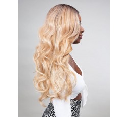 JANET COLLECTION- Perruque VIVIA (Extended Part Lace Wig) JANET COLLECTION  PERRUQUES